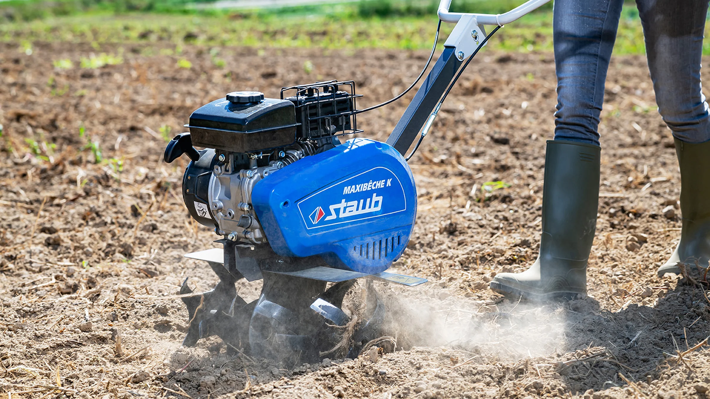 Motoculteur et accessoire Soldes -Motoculteur et accessoire Soldes STAUB MOTOBINEUSE 68569005E5 MAXIBECHE155K situation4 BD 2020 web 88d360e7 b067 4771 b791